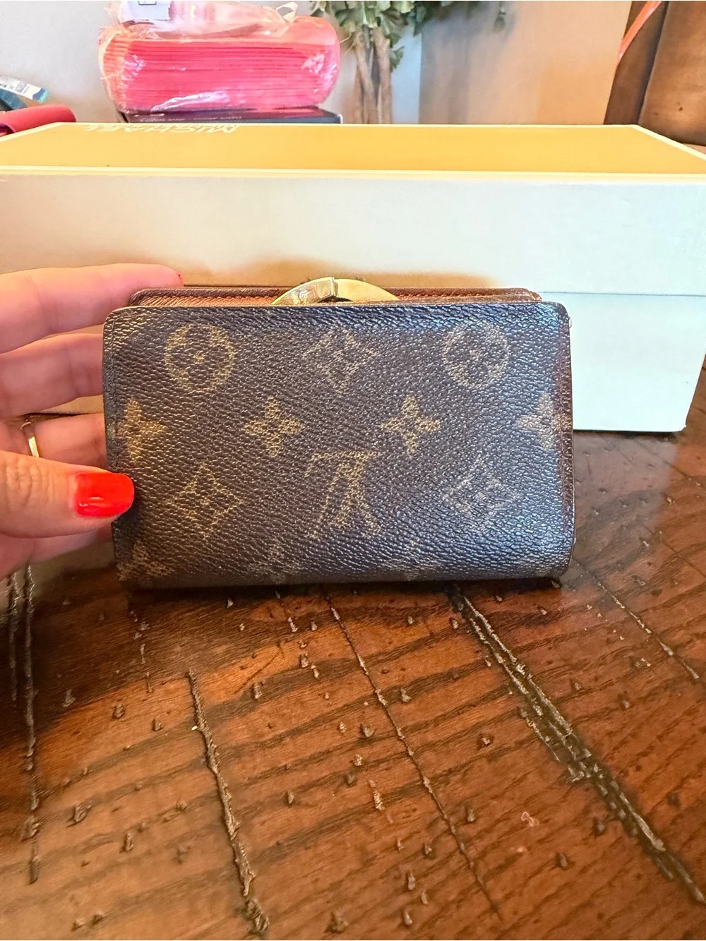 Louis Vuitton louis vuitton